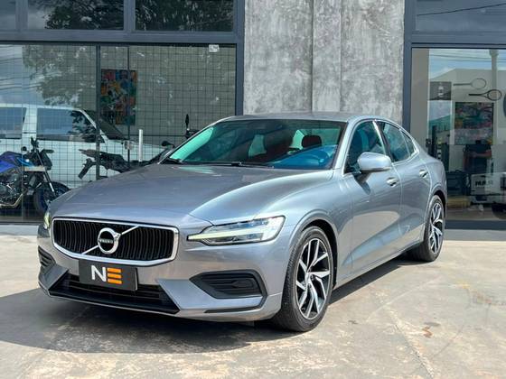 VOLVO S60 2.0 T4 MOMENTUM GASOLINA 4P AUTOMÁTICO