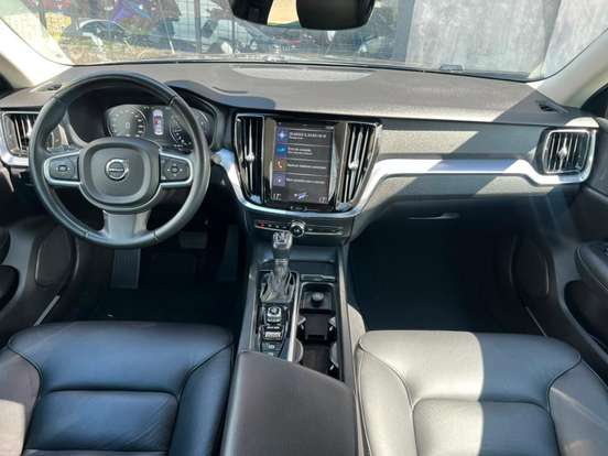 VOLVO-S60-2019