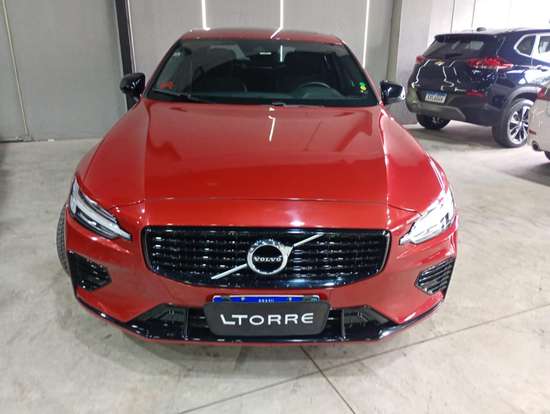 VOLVO-S60-2021