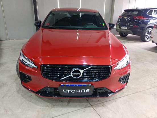 VOLVO-S60-2.0 T8 R-DESIGN HÍBRIDO 4P AUTOMÁTICO VOLVO-S60-2021