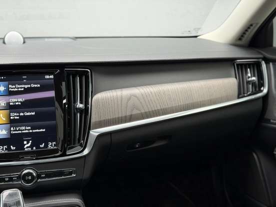 VOLVO-S90-2020