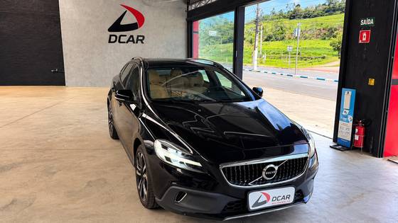 VOLVO V40 2.0 T4 CROSS COUNTRY GASOLINA 4P AUTOMÁTICO