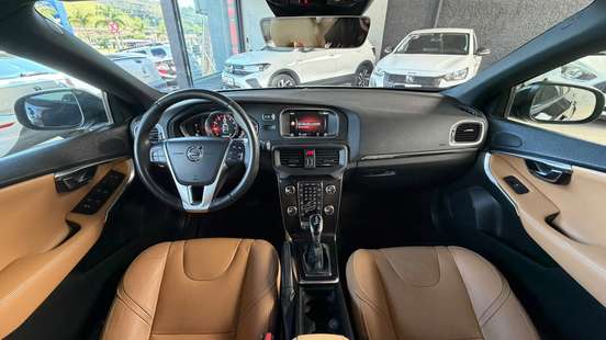 VOLVO-V40-2.0 T4 CROSS COUNTRY GASOLINA 4P AUTOMÁTICO VOLVO-V40-2016