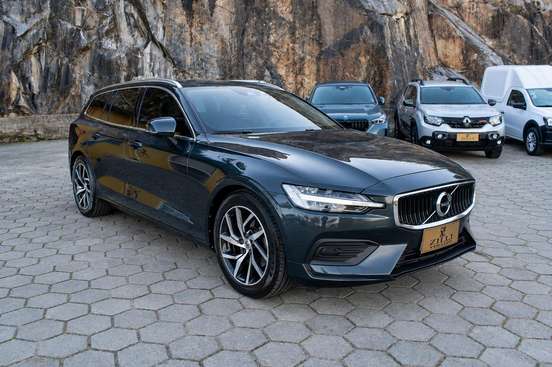 VOLVO-V60-2019