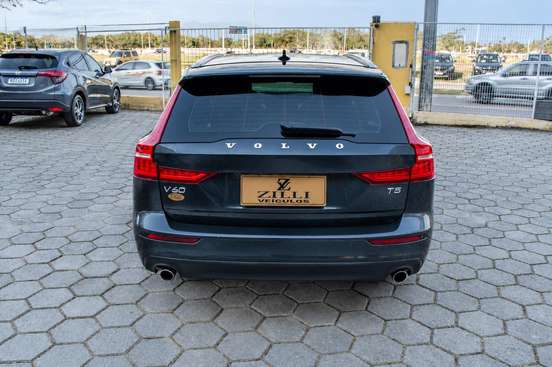 VOLVO-V60-2019
