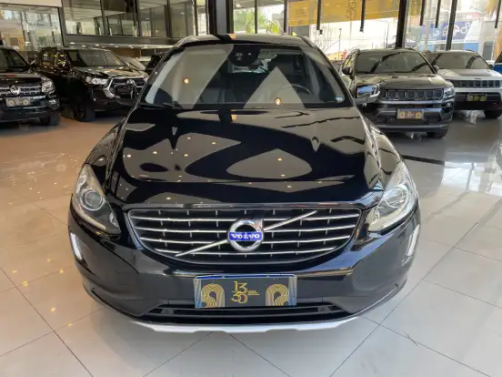 VOLVO-XC60-2.0 T5 DYNAMIC FWD TURBO GASOLINA 4P AUTOMÁTICO VOLVO-XC60-2014