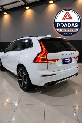 VOLVO-XC60-2018