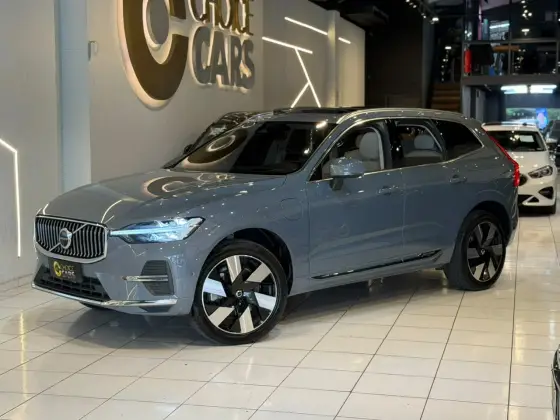 VOLVO XC60 2.0 T8 RECHARGE ULTIMATE AWD GEARTRONIC