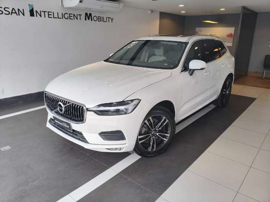 VOLVO-XC60-2.0 T5 GASOLINA MOMENTUM AWD GEARTRONIC VOLVO-XC60-2018