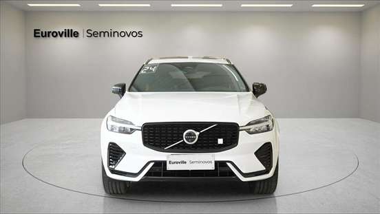 VOLVO-XC60-2023