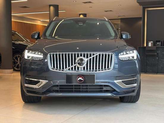 VOLVO-XC60-2023