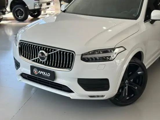 VOLVO-XC90-2019