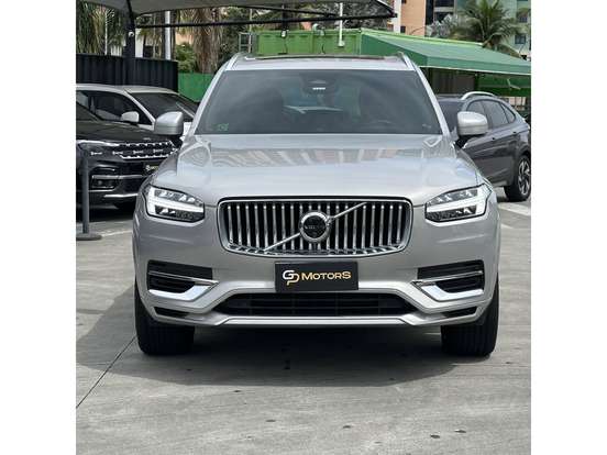 VOLVO-XC90-2023