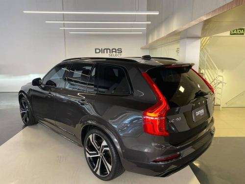 VOLVO-XC90-2023