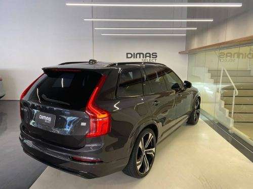 VOLVO-XC90-2023
