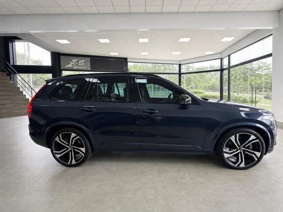 VOLVO-XC90-2024