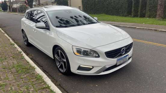 VOLVO-V60-2014