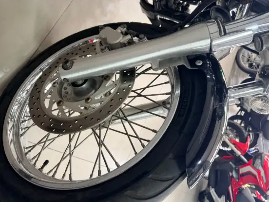 YAMAHA-DRAG STAR 650-2005
