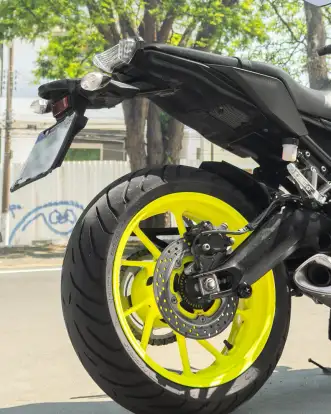 YAMAHA-MT-09-2017