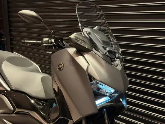 YAMAHA-XMAX 300 CONNECTED ABS-2026