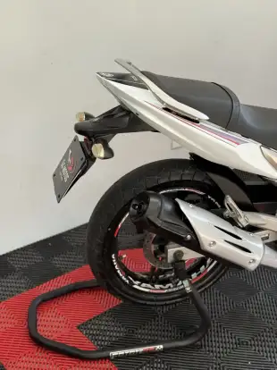 YAMAHA-YS 250 FAZER-2014