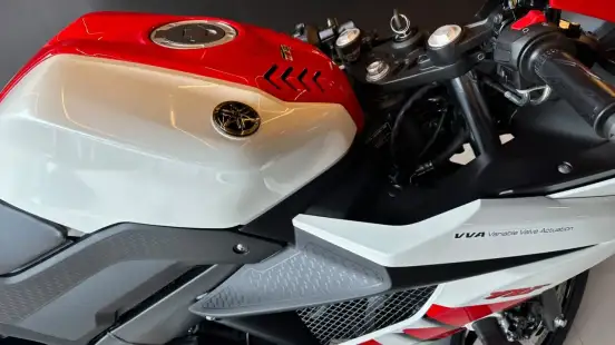 YAMAHA-YZF R15 70th ANNIVERSARY-2026