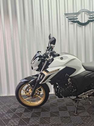 YAMAHA-FZ25 FAZER CONNECTED ABS-2024