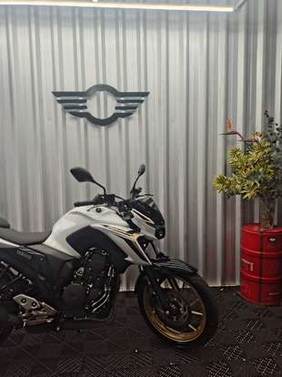 YAMAHA-FZ25 FAZER CONNECTED ABS-2024