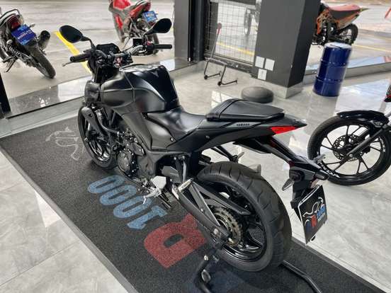 YAMAHA-MT-03 ABS-2023