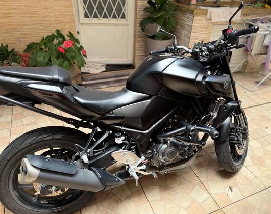 YAMAHA MT-03 CONNECTED ABS 