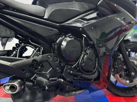 YAMAHA-XJ6 F YAMAHA-XJ6 F-2010