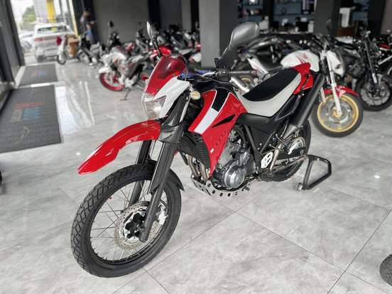 YAMAHA-XT 660R-2013