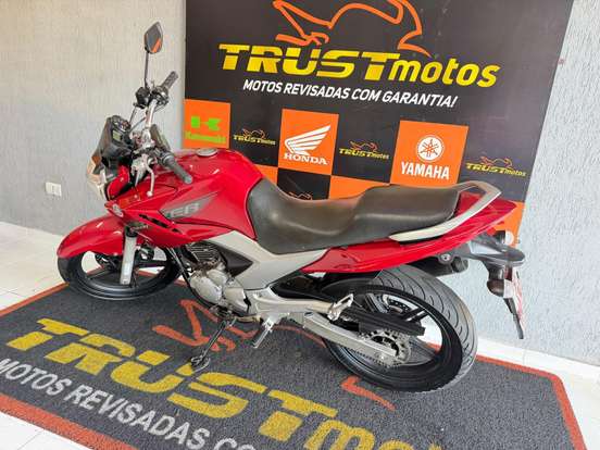 YAMAHA-YS 250 FAZER YAMAHA-YS 250 FAZER-2010