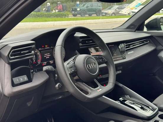 AUDI-A3-2.0 40 TFSI GASOLINA SEDAN PERFORMANCE BLACK S-TRONIC AUDI-A3-2025