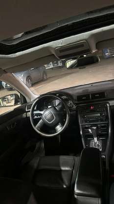 AUDI-A4-2005