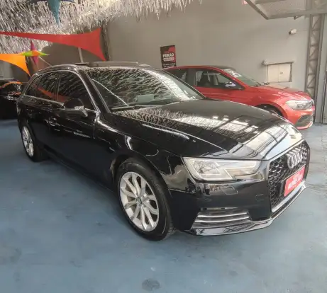 AUDI-A4-2017