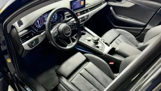 AUDI-A4-2018