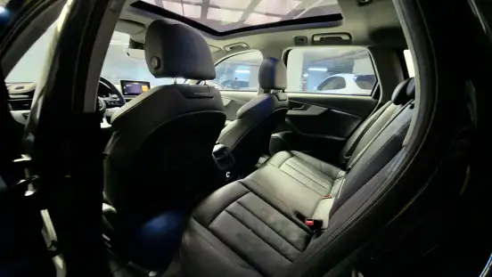 AUDI-A4-2018