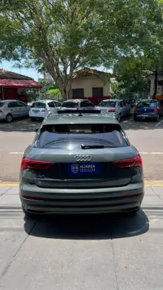 AUDI-Q3-2020