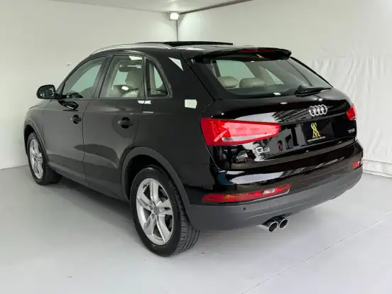 AUDI-Q3-2015
