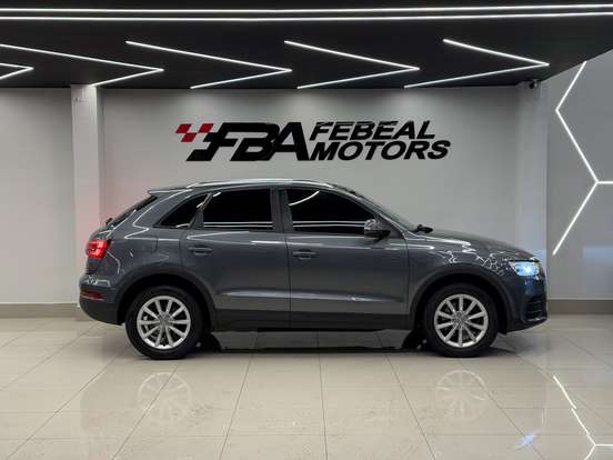 AUDI-Q3-2015