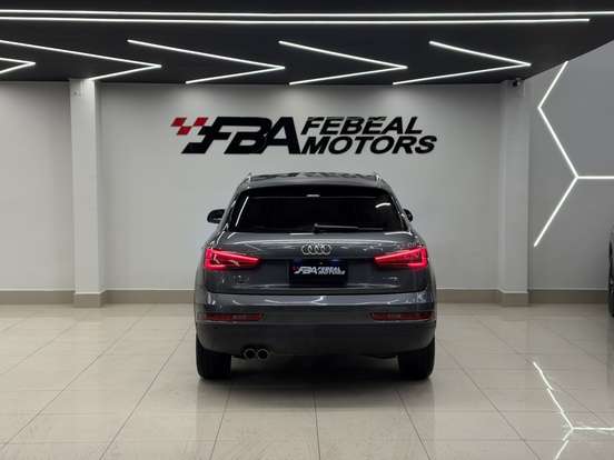 AUDI-Q3-2015