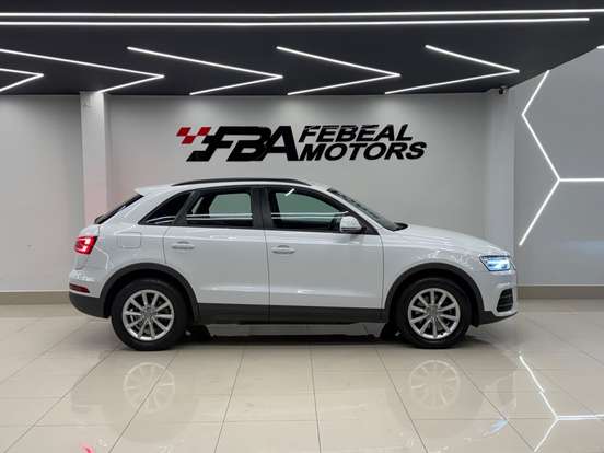 AUDI-Q3-1.4 TFSI AMBITION GASOLINA 4P S TRONIC AUDI-Q3-2016