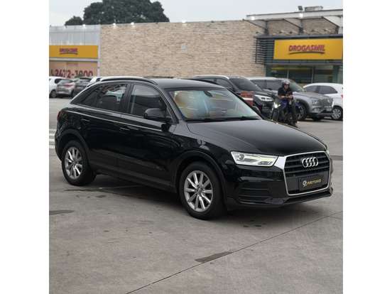 AUDI-Q3-2018