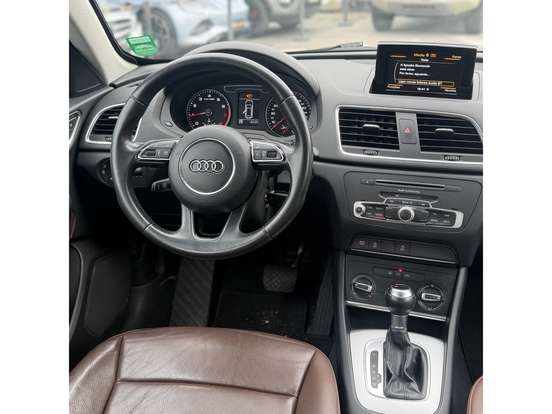 AUDI-Q3-2018