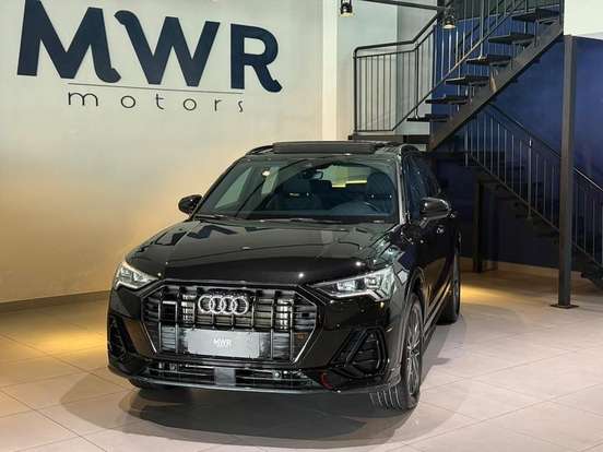 AUDI-Q3-2023