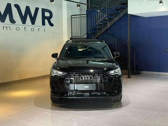 AUDI-Q3-2023