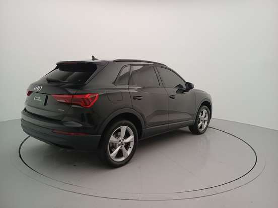 AUDI-Q3-2024