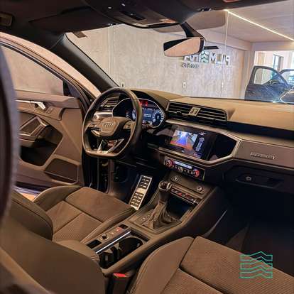 AUDI-Q3-2022
