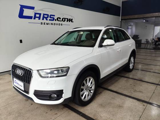AUDI Q3 2.0 TFSI AMBIENTE QUATTRO 4P GASOLINA S TRONIC